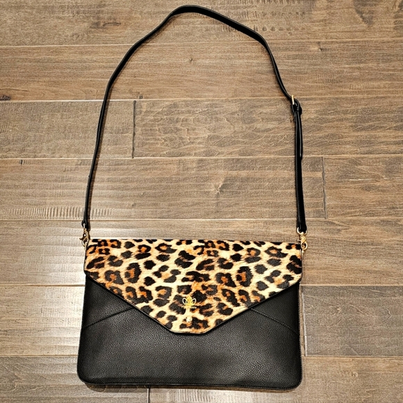 Piper Noble Crossbody Bag - Picture 5 of 11